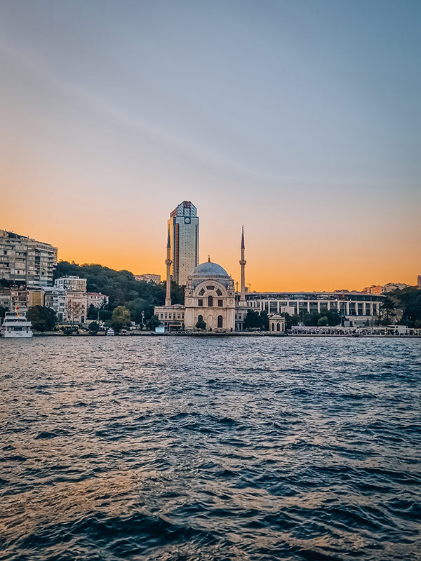 Blick auf Istanbul bei Sonnenuntergang